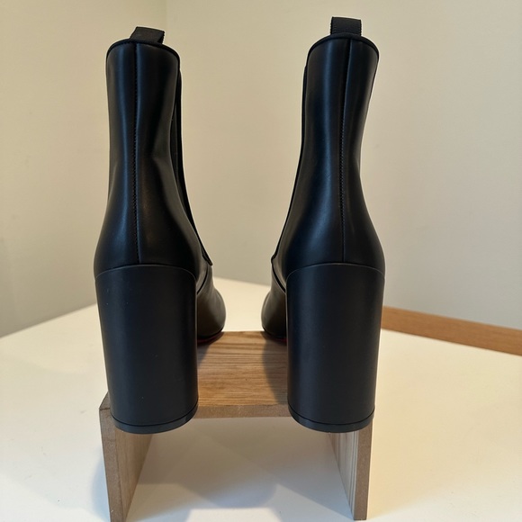 louboutin thick heel